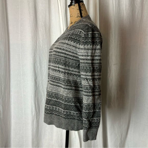 Garnet Hill Mens Sweater Pullover ExtraFine Merino Wool Gray Large Fair Isle - Picture 4 of 8